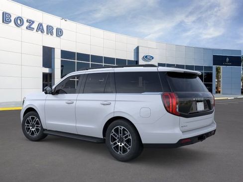 New 2026 Ford Expedition Active RWD image 5