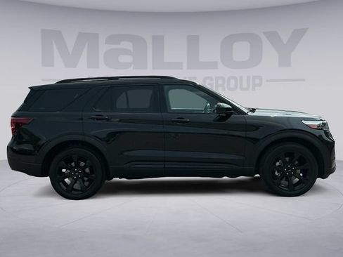 Used 2023 Ford Explorer ST-Line AWD/4WD image 6