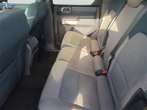 Used 2022 Ford Bronco Outer Banks image 13