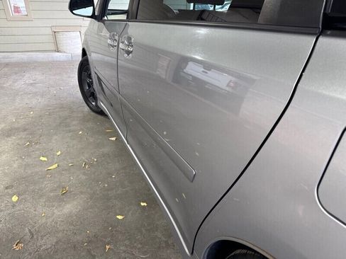 Used 2013 Toyota Sienna SE image 10