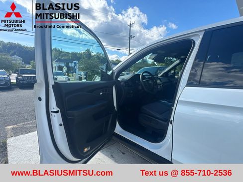 Used 2023 Honda Ridgeline Black Edition image 14