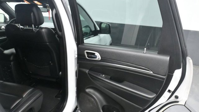 Used 2021 Jeep Grand Cherokee Limited AWD/4WD image 10