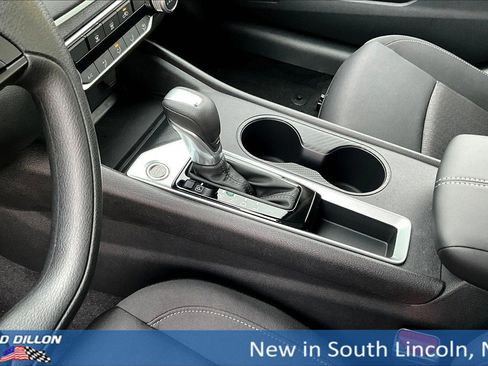 New 2025 Nissan Altima 2.5 S image 8