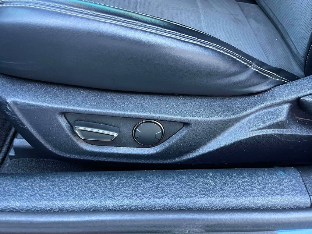 Used 2019 Ford Mustang Shelby GT350 w/ Technology Package RWD image 23