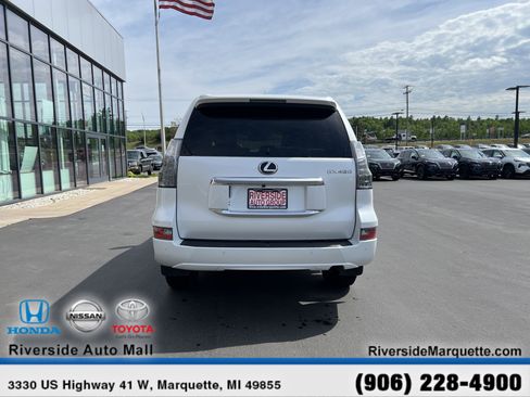 Used 2022 Lexus GX 460 Premium AWD/4WD image 7