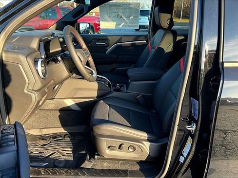 New 2026 Chevrolet Colorado Z71 w/ Technology Package AWD/4WD image 9