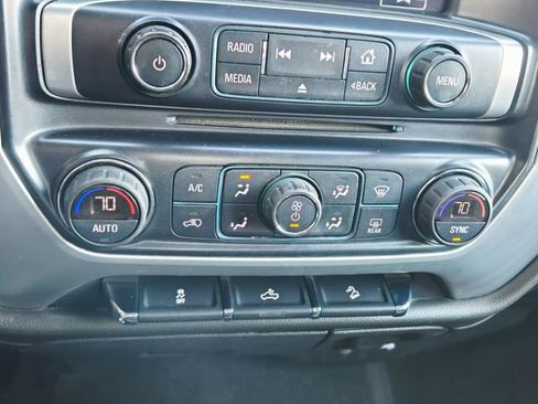 Used 2017 GMC Sierra 1500 SLE w/ SLE Value Package image 26