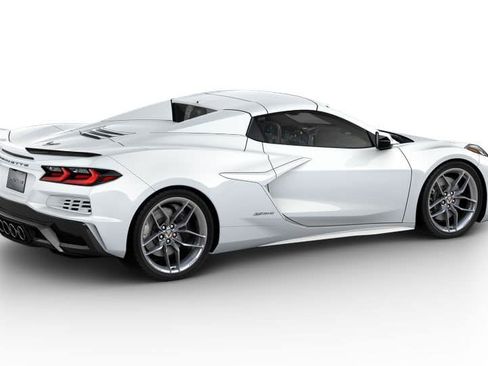 New 2026 Chevrolet Corvette Z06 w/ Chrome Exterior Badge Package RWD image 30