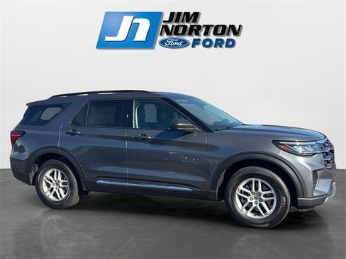 New 2025 Ford Explorer Active w/ Active Comfort Package image 1