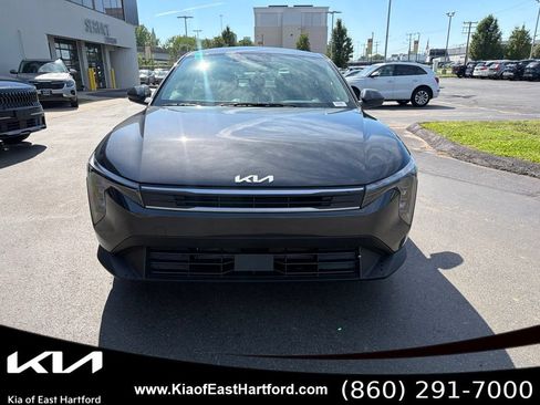 New 2026 Kia K4 FWD image 4