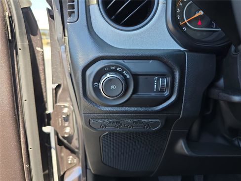 New 2026 Jeep Wrangler Sport AWD/4WD image 30