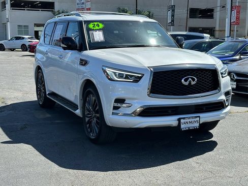 Used 2024 INFINITI QX80 Premium Select w/ Cargo Package AWD/4WD image 9