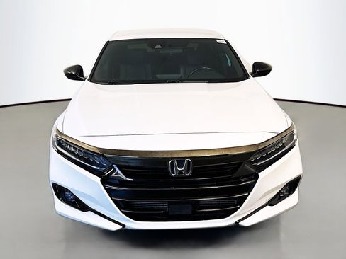 Used 2021 Honda Accord Sport image 2