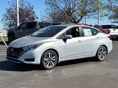 New 2025 Nissan Versa SV w/ Trunk Package image 3