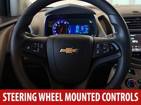 Used 2015 Chevrolet Trax LT w/ LPO, Protection Package FWD image 7