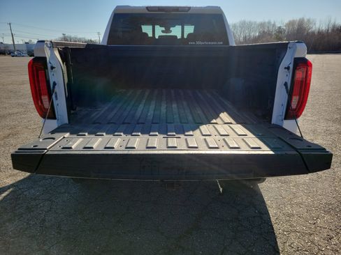 Used 2021 GMC Sierra 1500 AT4 w/ AT4 Premium Package AWD/4WD image 17
