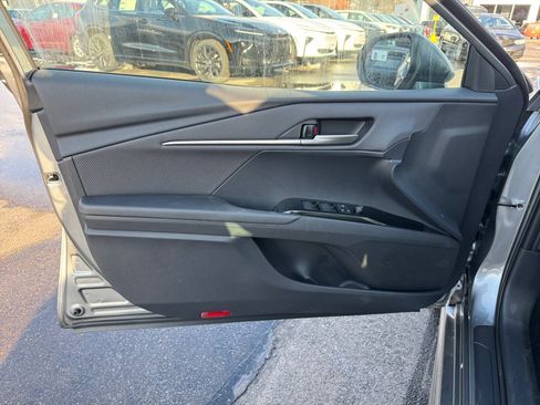 New 2026 Toyota Camry SE image 24
