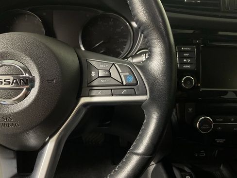 Used 2020 Nissan Rogue SV w/ Sun & Sound Touring Package AWD/4WD image 28