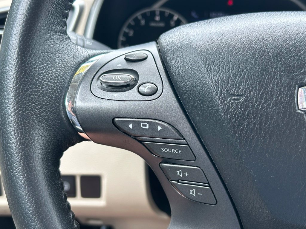 Used 2022 Nissan Murano SV FWD image 25