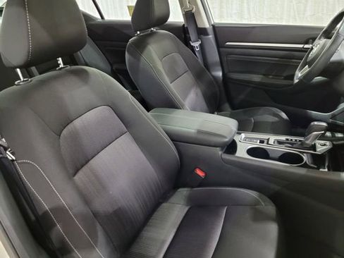 Used 2020 Nissan Altima 2.5 SV image 56