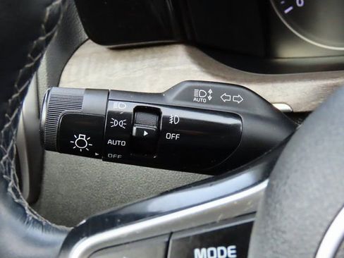 Used 2022 Kia Sorento EX w/ Panoramic Sunroof Package image 35