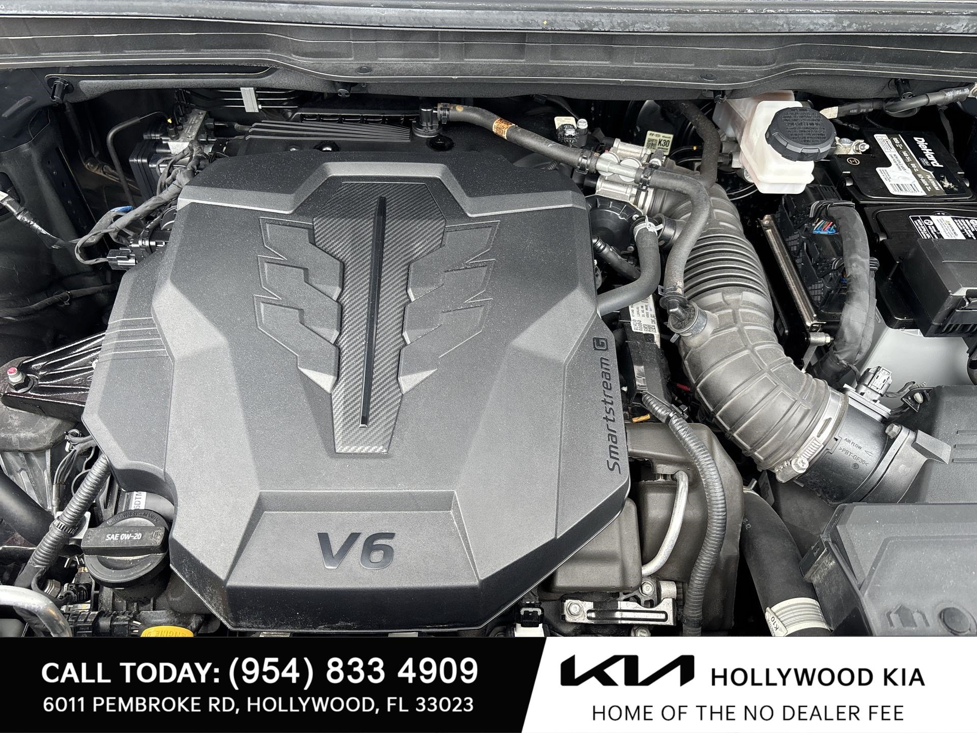 Used 2022 Kia Carnival EX FWD image 17