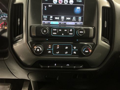 Used 2016 Chevrolet Silverado 1500 LT AWD/4WD image 15