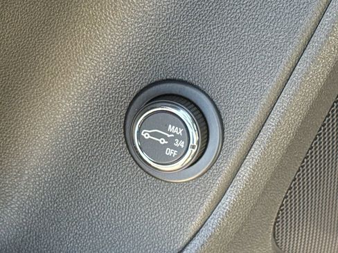 Used 2024 Chevrolet Blazer LT w/ Midnight/Sport Edition FWD image 21