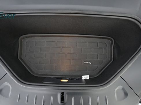 Used 2026 Tesla Model S Plaid AWD/4WD image 24