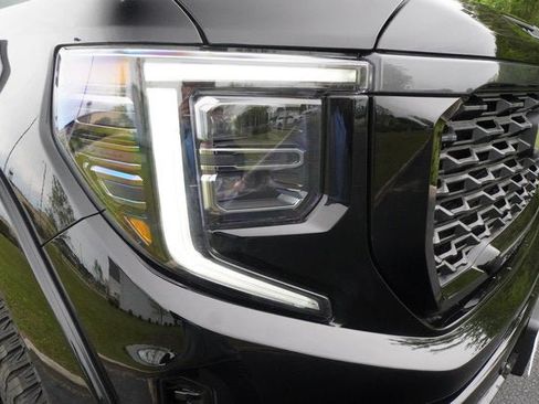 New 2026 GMC Sierra 1500 AT4 w/ AT4 Premium Package AWD/4WD image 38