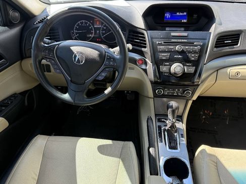 Used 2014 Acura ILX w/ Premium Package FWD image 7