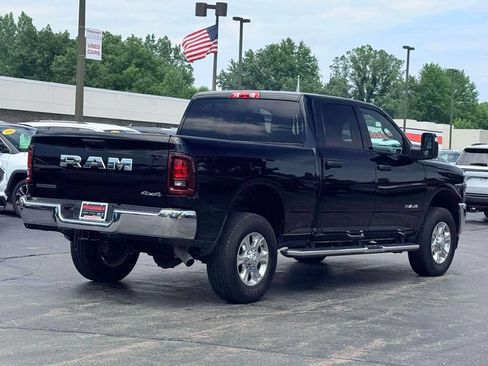 Used 2025 RAM 2500 Big Horn AWD/4WD image 8