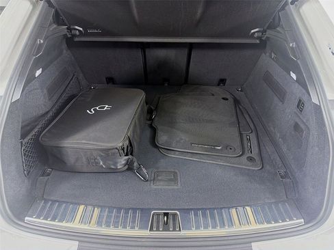 Certified 2025 Porsche Cayenne S image 23