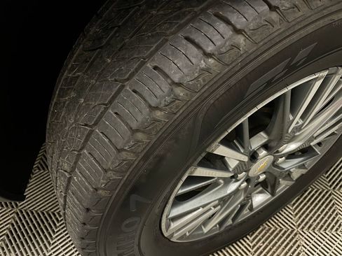 Certified 2024 Chevrolet Traverse LT FWD image 47
