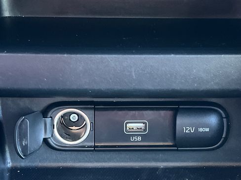 Used 2023 Kia Seltos LX image 10