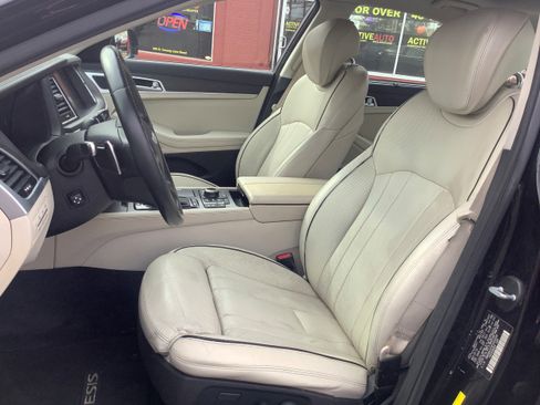 Used 2015 Hyundai Genesis 3.8 w/ Option Group 04 image 11