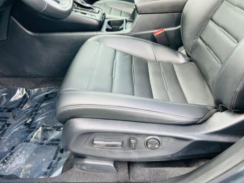 Used 2024 Honda CR-V EX-L image 14