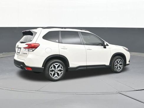 Used 2022 Subaru Forester Premium AWD/4WD image 15
