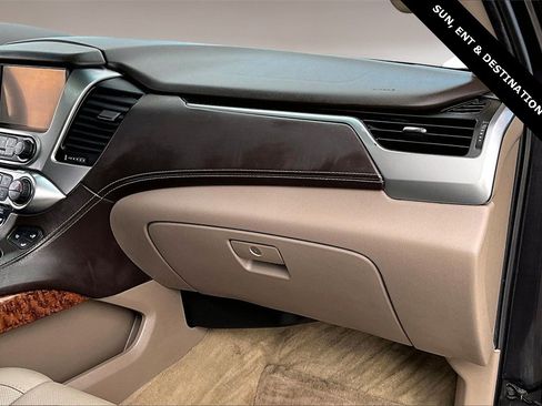 Used 2015 Chevrolet Suburban LTZ image 16