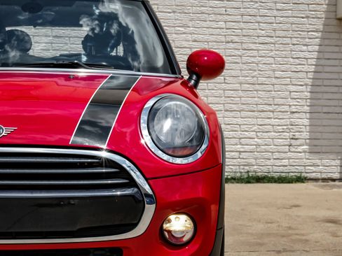 Used 2019 MINI Cooper 2-Door Hardtop FWD image 40