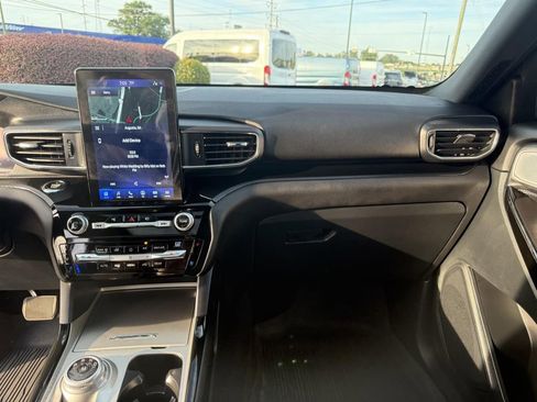 Used 2021 Ford Explorer ST w/ Equipment Group 401A AWD/4WD image 18