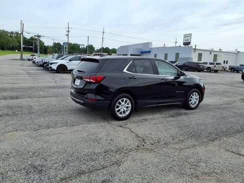 Used 2024 Chevrolet Equinox LT FWD image 18