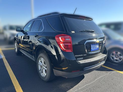 Used 2017 Chevrolet Equinox LT w/ Convenience Package AWD/4WD image 4