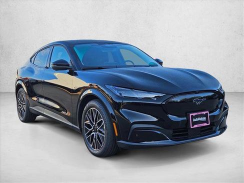 New 2025 Ford Mustang Mach-E Premium image 7