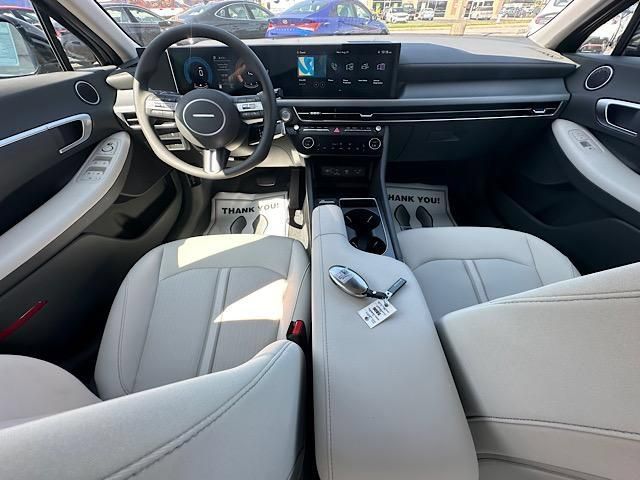 Used 2024 Hyundai Sonata SEL FWD image 9