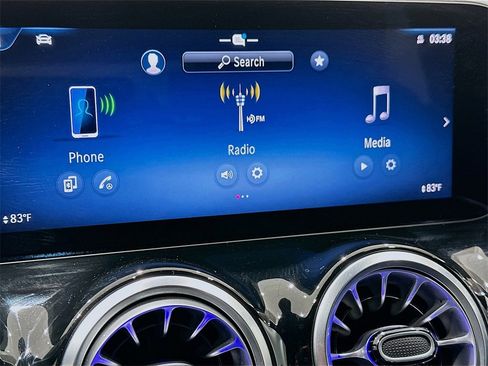 Used 2024 Mercedes-Benz GLA 250 4MATIC image 14