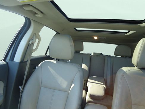 Used 2013 Ford Edge SEL image 1