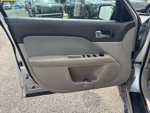 Used 2012 Ford Fusion SE FWD image 14