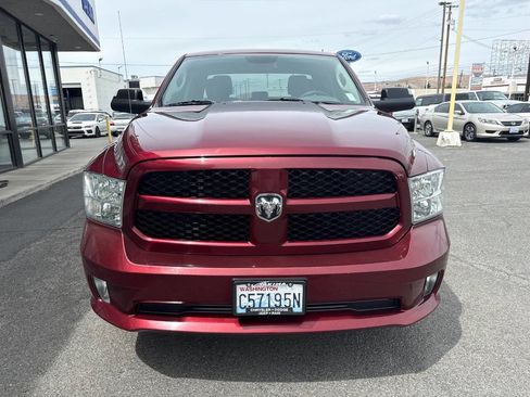 Used 2018 RAM 1500 Express AWD/4WD image 2