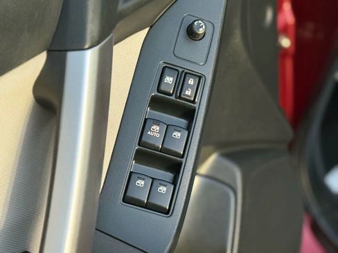 Used 2016 Subaru Forester 2.5i image 19